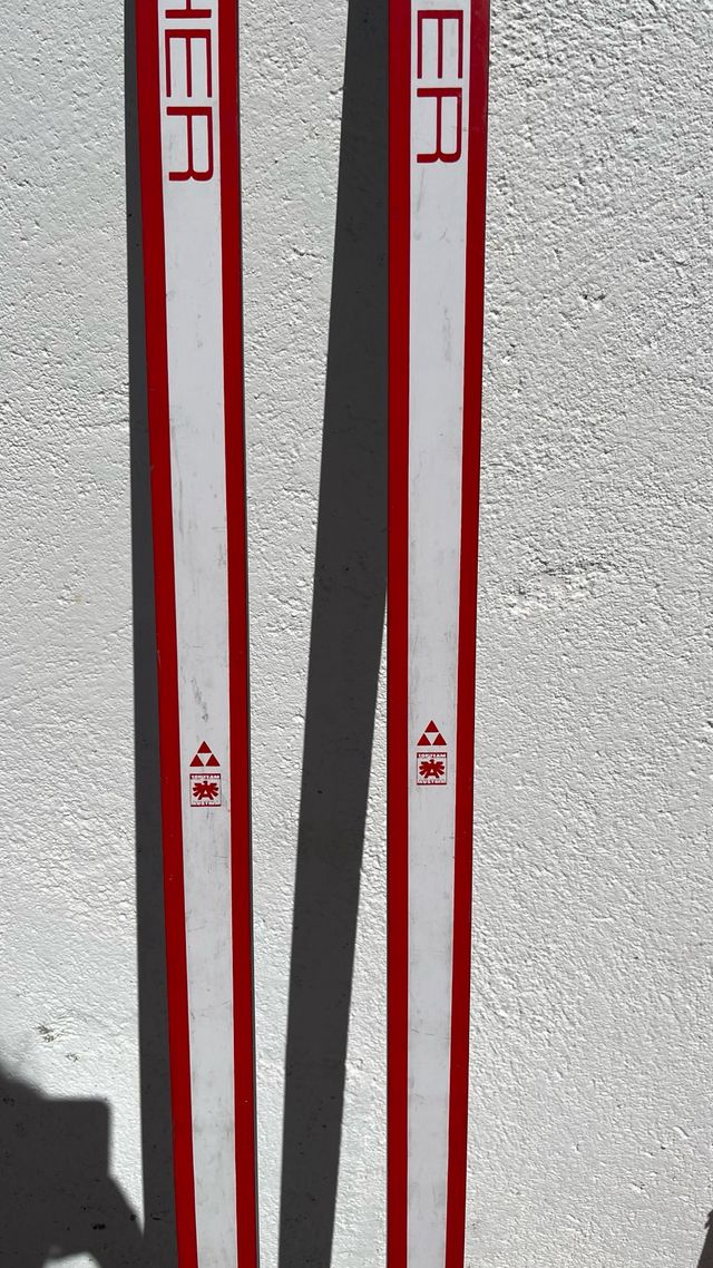 Vintage Fischer Europa Cross Country Snow Skis 205