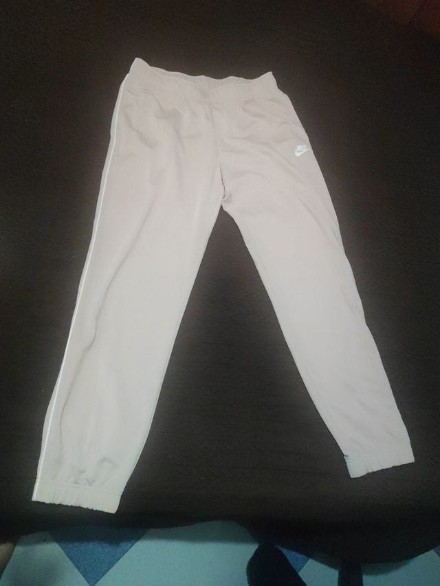 Pantalones Nike beige