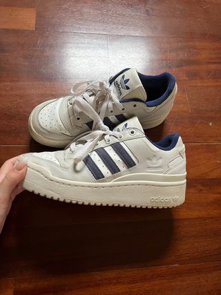 Zapatillas Adidas - Azul y Blanco
