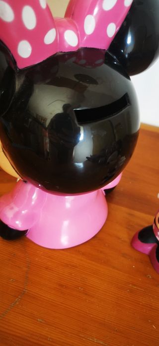 Hucha Minnie Mouse y figura. 