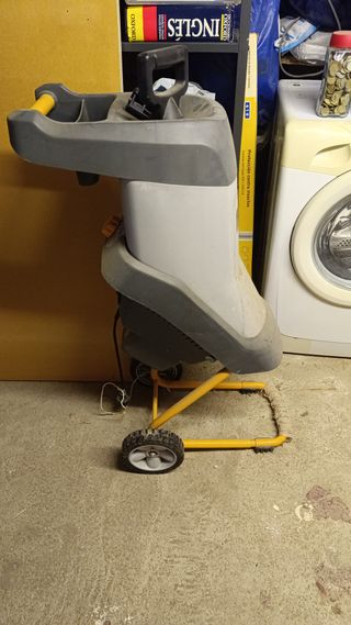 BioTrituradora RYOBI jardín
