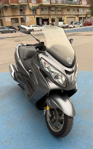 Suzuki Burgman 400: Impecable