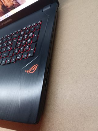 Portátil gaming ASUS ROG Strix i7 7700HQ Revisado