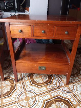 Mesillas noche madera marrón