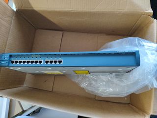 Cisco Catalyst 2900 XL Switch