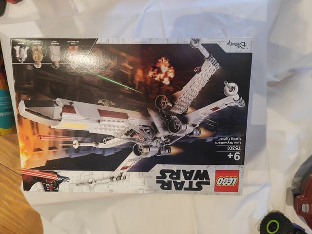 Lego Star Wars X-wing 75301