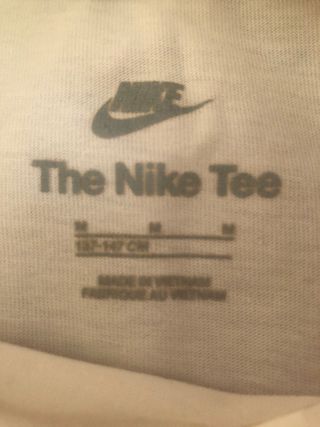 Conjunto Nike blanco y gris