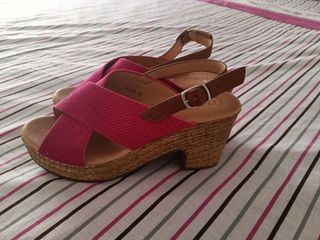 Sandalias CLOWSE rosa