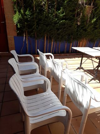 6 Sillas resina blancas jardín