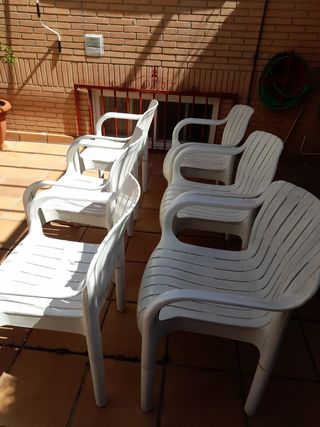 6 Sillas resina blancas jardín