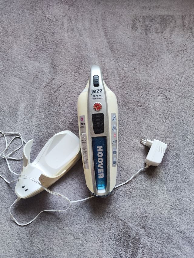 Aspiradora Hoover J1022 - 15.6v