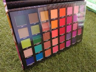 Paleta sombras Mardi Gras W7