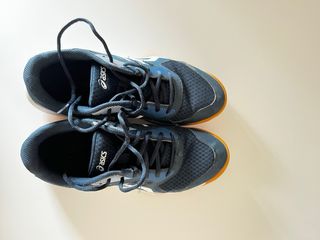 Zapatillas Asics de Deporte - Azul y Negro