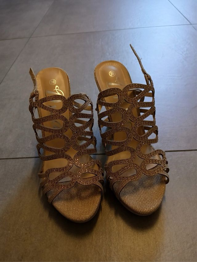 Sandali con brillantini