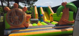 Castillo hinchable infantil Puerto Pirata