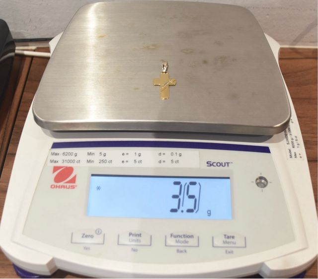 CRUZ DE ORO 18K/3.5Gr