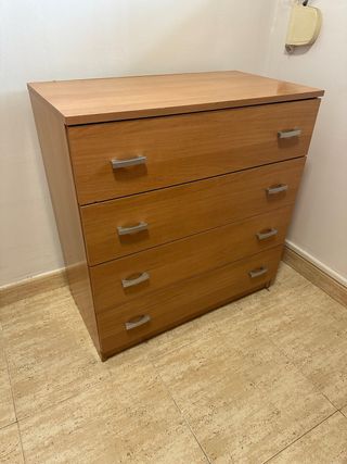 Cassettiera in legno con 4 cassetti