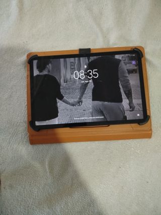 Tablet Lenovo m11 motivo no la usa está como nueva