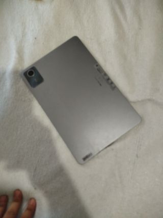 Tablet Lenovo m11 motivo no la usa está como nueva