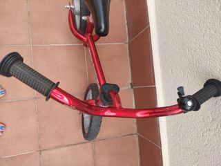 Bicicleta sin pedales Chico Red Bullet