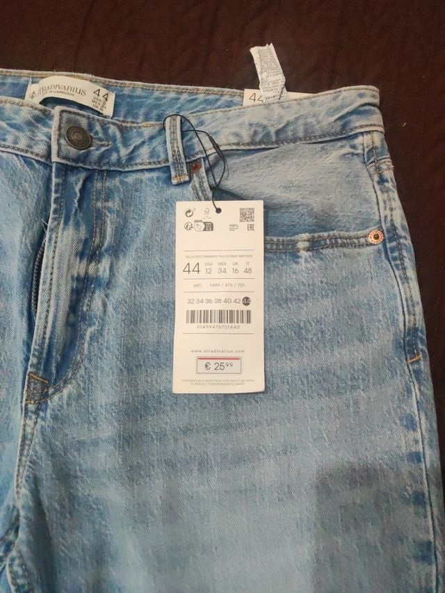 Vaqueros Stradivarius - Azul Claro