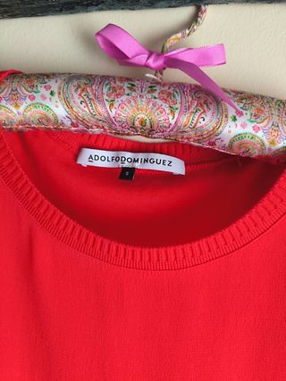Camiseta naranja! Adolfo Domínguez