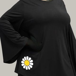 NUEVA Blusa negra manga campana