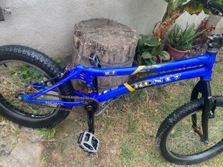 Monty Trial bici