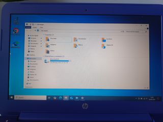 Portátil HP  morado NEGOCIABLE