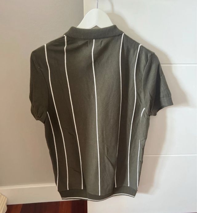 Polo Zara verde oliva