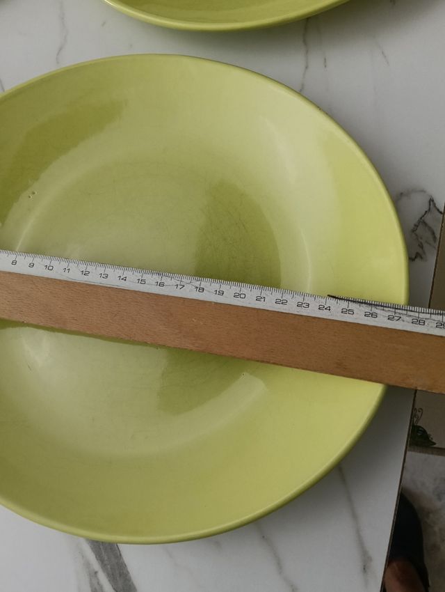 4 Platos cerámica verde