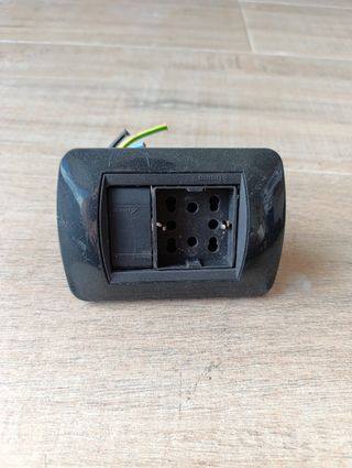 16 Mecanismos completos BTICINO Living