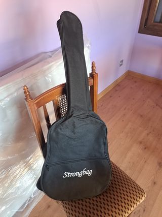 Guitarra clásica + funda