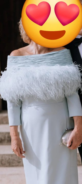 Precioso y elegante vestido de invitada-madrina