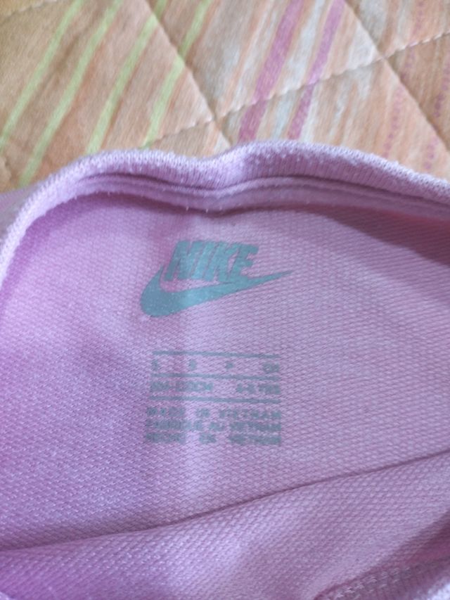 Maglietta Nike bimba rosa 4-5 anni