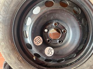 Rueda repuesto nueva de marca michelin 205,60,R16