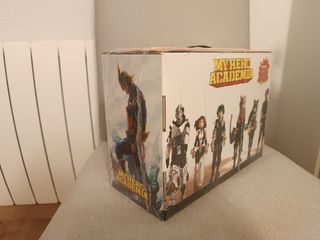 My Hero Academia Box Set 1: Includes volumes 1-...