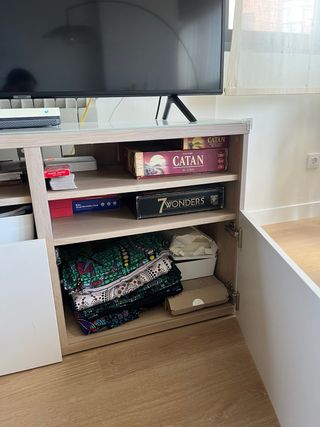 Mueble TV BESTA Ikea blanco-beige