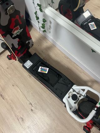 Patinete eléctrico Cecotec Bongo Serie Z Red