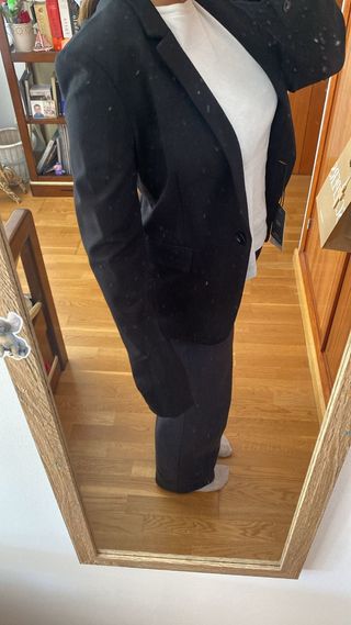 America Mango color negro talla S