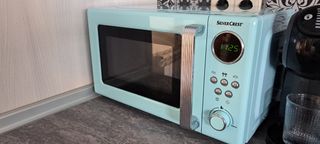 Microondas SilverCrest retro mint