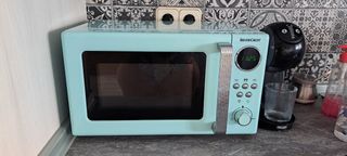Microondas SilverCrest retro mint