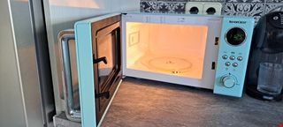 Microondas SilverCrest retro mint