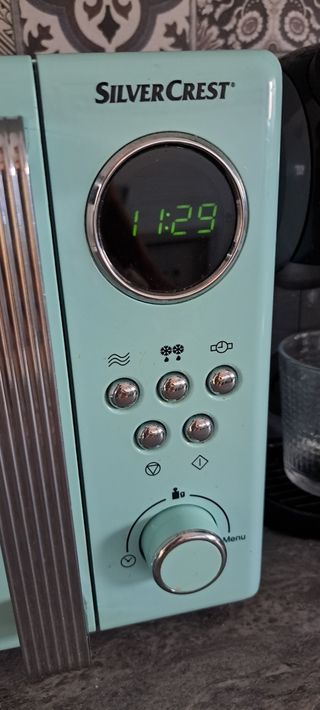 Microondas SilverCrest retro mint