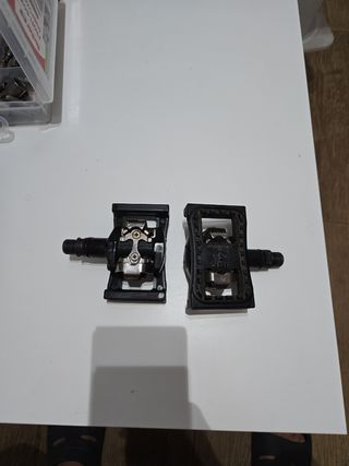 Pedales Shimano SPD usados