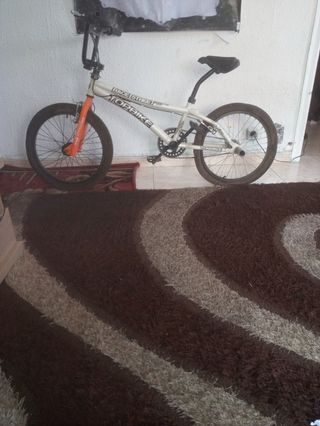 Bicicleta BMX TopBike Race Street es Nueva!! 