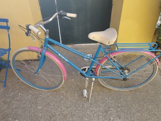 Bicicleta retro de paseo