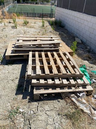 Palets madera usados - aproximadamente 35-40 uds