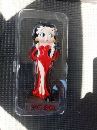 Figura Betty Boop cantante