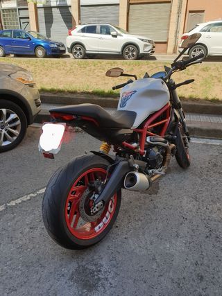 Ducati Monster 797 Plus White 2017